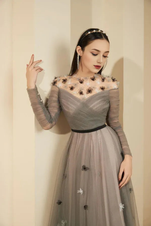 Dress A-line Gathered Round Neck Mesh Sheer Maxi Dress Vintage Tulle Pleats Prom Dress With Flower