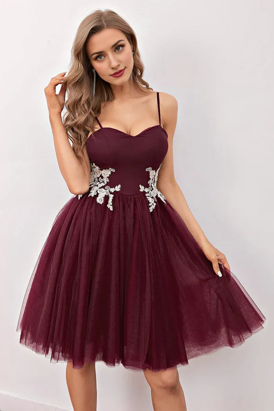 Dress A-line Spaghetti Straps Burgundy Short Prom Homecoming Dress With Applique