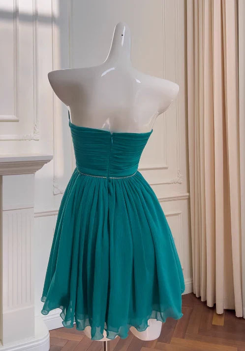 Dress A-line Strapless Chiffon Short Prom Dress Pleated Chic Homecoming Dress