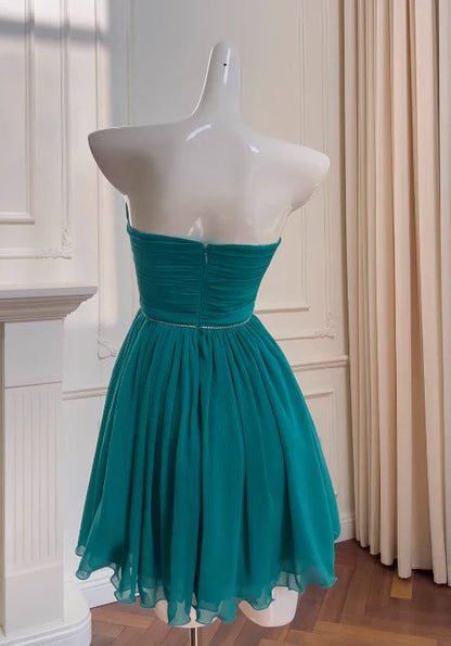 Dress A-line Strapless Chiffon Short Prom Dress Pleated Chic Homecoming Dress
