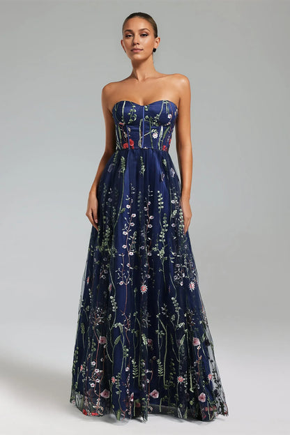 Dress A-line Sweetheart Strapless Embroidery Floor Length Maxi Dress Tulle Floral