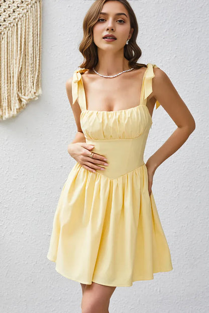 Dress A Line Yellow Square Neck Short Homecoming Dress Sleeveless Lace Up Party Dress