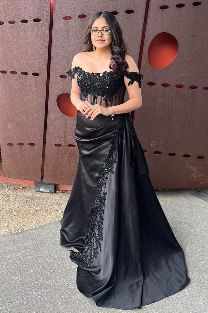 Dress Charming Mermaid Off the-Shoulder Green Satin Prom Dresses with Sexy Slit
