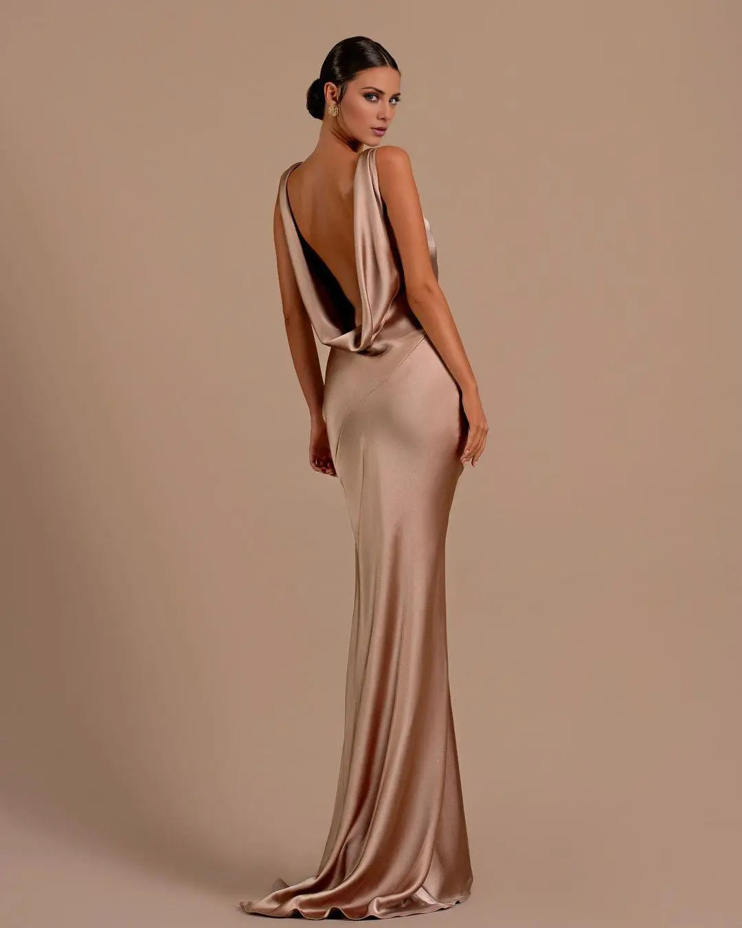 Champagne‑Gold Satin Cowl‑V Sleeveless Open‑Back Mermaid‑Train Prom Dress For Gala