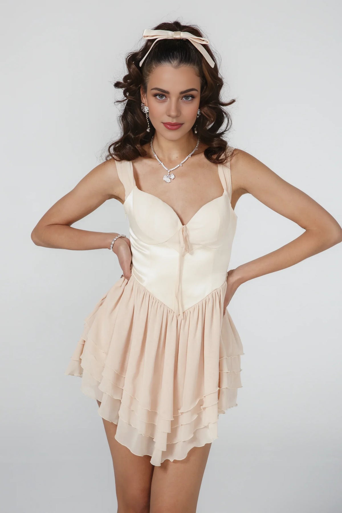 Dress Chiffon Strapless Sleeveless Homecoming Dress Open Back Champagne Tiered Mini Dress
