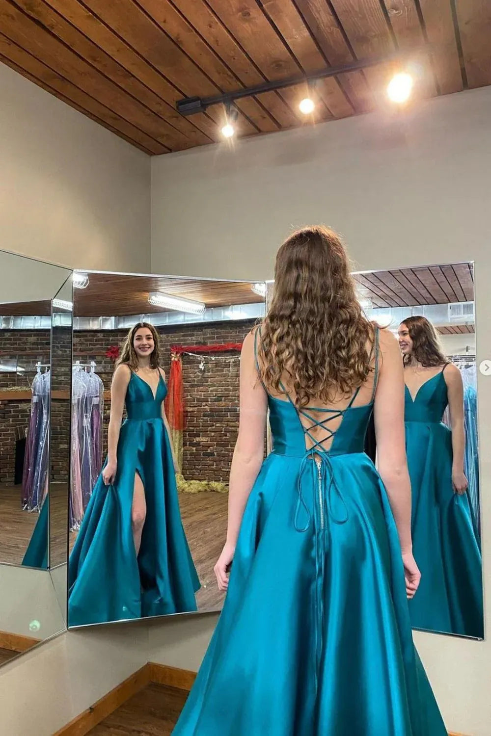 Dress Classic A Line V Neck Green Long Prom Dress with Slit