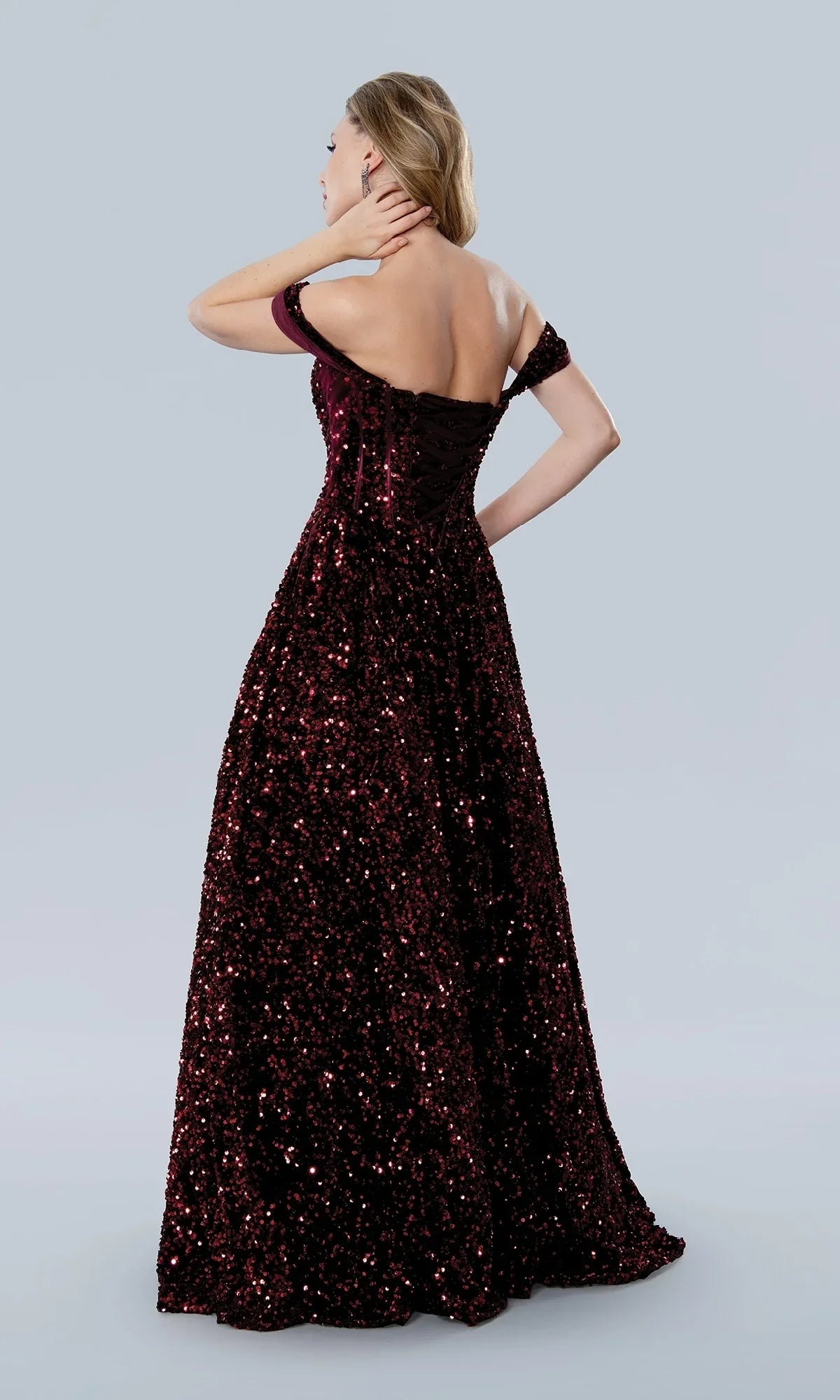 Dress Elegant A-Line Sequin Prom Dress Off the Shoulder Sleeveless Sweep/Brush Train Evening Dress