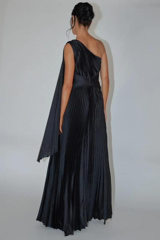 Dress Elegant Emerald Green Satin Gown One Shoulder Neck Pleated Wrap Around Sash and Floor Length Silhouette Prom Dress