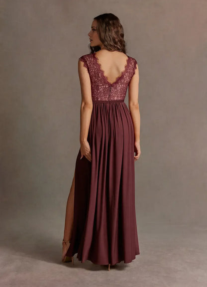 Dress Elegant Black Boat Neck Lace Appliques Maxi Dress Sleeveless Slit A-Line V Back Prom Dress