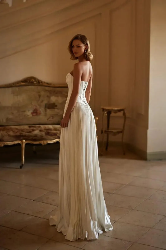 Dress Exquisite White Satin Strapless Sleeveless Maxi Dress Pleated Wedding Dress with Applique