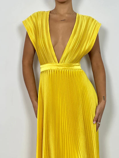 Dress Fashion Deep V Neck Prom Dress A-Line V Back Sleeveless Floor-Length Pleats Maxi Dress