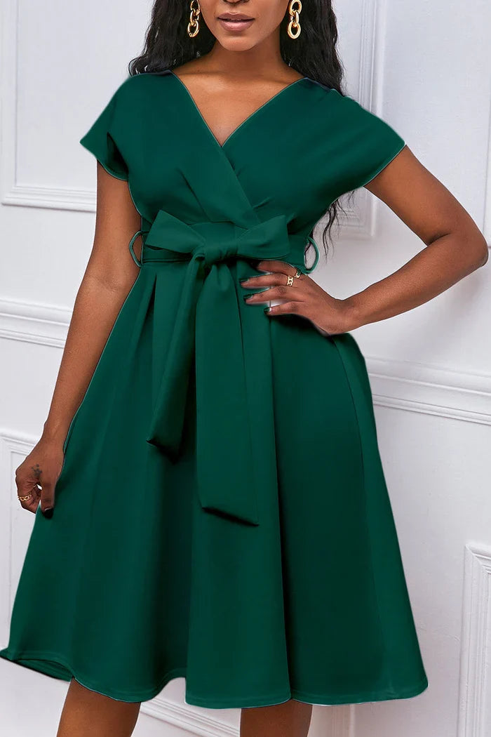 Dress Green A-Line V-Neck Party Cocktail Dress Zipper Up Homecoming Dress With Bow Knot