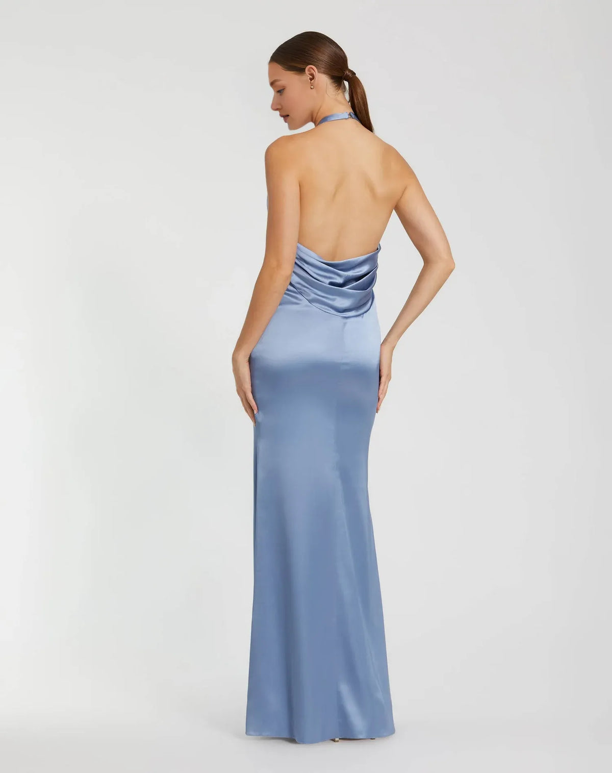 Dress Red Satin Halter Style Evening Gown With Plunging Neckline And 3D Flower Capturing Timeless Sophistication Prom Dress