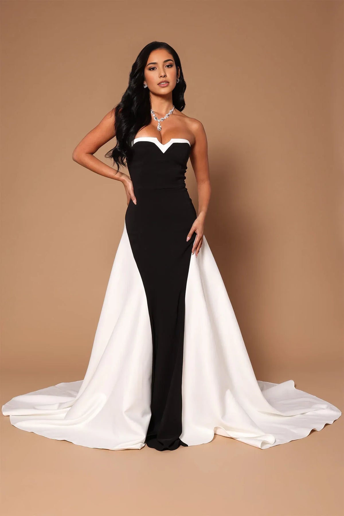Dress Satin Maxi Dress WhiteBlack Combo Off Shoulder Sleeveless A-line With Train