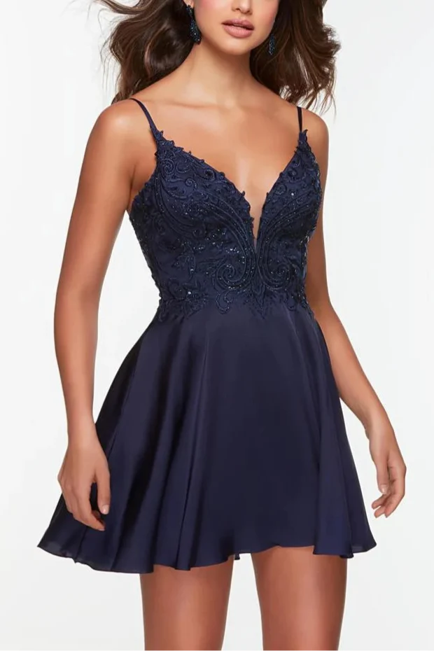 Dress Spaghetti Straps A-line Sleeveless Backless Lace Up Applique Homecoming Dress