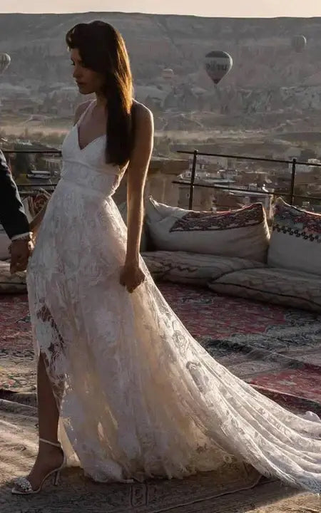 Dress Spaghetti Straps Sexy Front Split Sleeveless Lace Empire Pleated Lace Wedding Dress