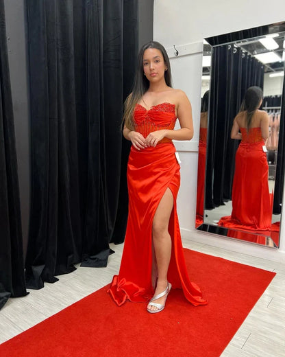 Dress Spaghetti Straps Sweetheart Seeleveless Sheath High Split Pleated Satin Party Dress With Beads Evening Dress Prom Dress