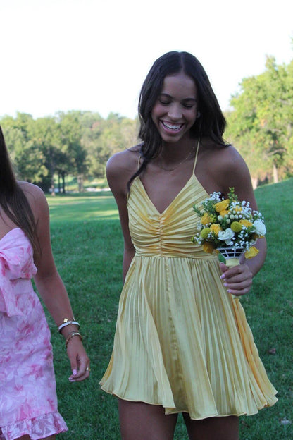 Dress Spaghettiu Straps Orange Pleated A-line Short Party Dress Sleeveless Homecoming Dress