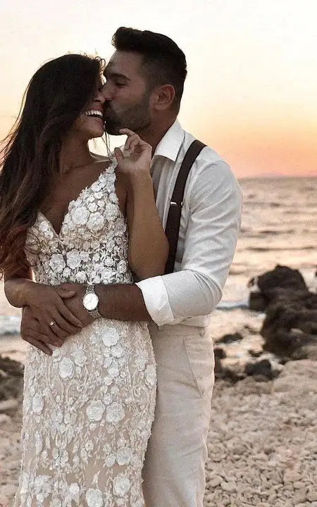 Dress Strapped V-neck Beach Sheath Mermaid Lace Deep-v Back Wedding Dress