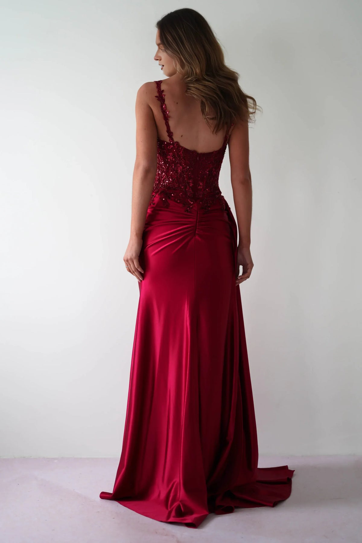 Dress Wide Straps Evening Dress Zipper Up Sleeveless Sequins Party Dress Prom Dress With Hight Slit