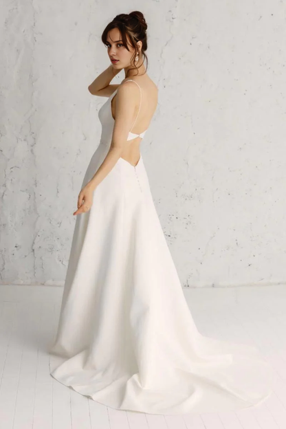 Prom Dress In Store Spaghetti Straps Eternal Happiness A-line Backless Wedding Dress With Long Train Dress For Wedding