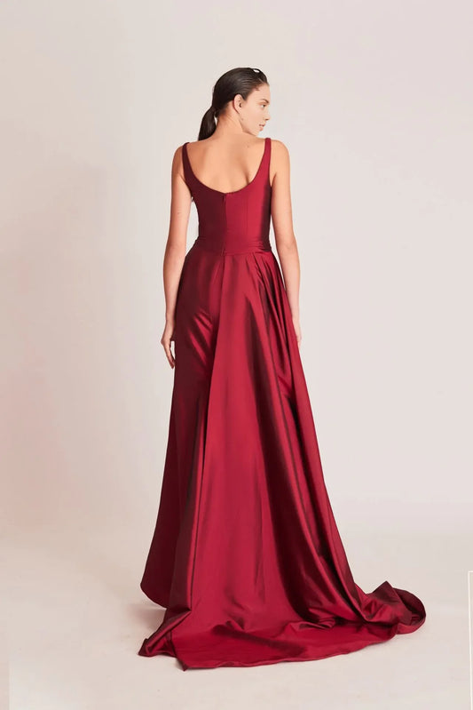 Prom Dress Stores Square Neck Pleated Bodice Sleeveless A-line Flared Dress Evening With Sweep Train Formal Women's Dresses