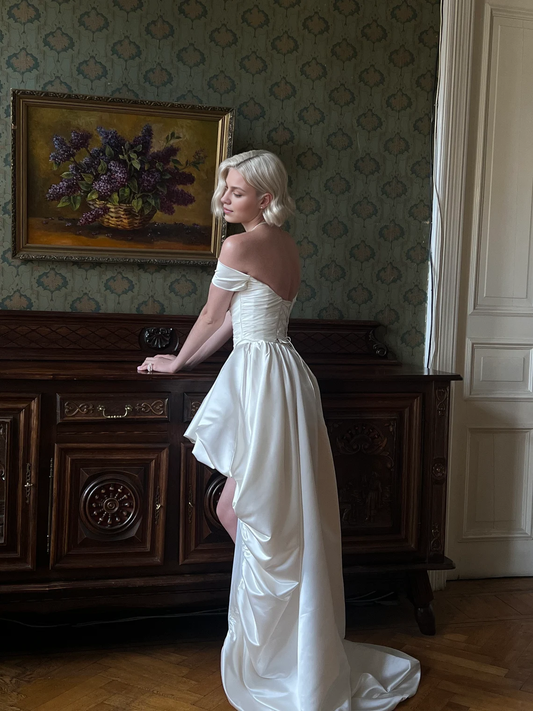 White Wedding Bridal Corset Stylish Wedding Corset Pleated With Bride Dress Off Shoulder Hight Low Wedding Dress