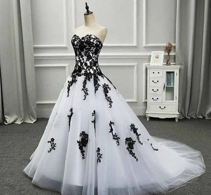 Formal Women's Dresses Strapless Beautiful White and Black Long Prom Dress Ball Gown Wedding Dress Prom Clothing