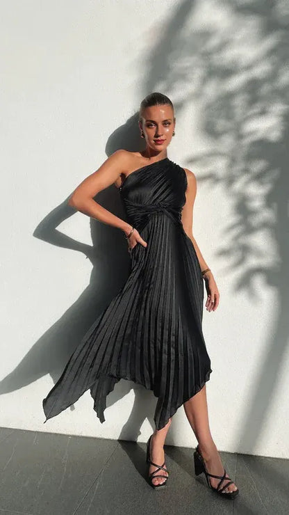 Women's Sleeveless Asymetrical Neck One Shoulder Pleated Dress Twist Waist Midi Length Party Evening Dress Elegant Dresses