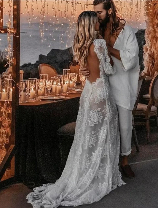 Beach Sexy Boho Wedding Dresses A-Line V Neck Long Sleeve Sweep / Brush Train Lace Bridal Gowns