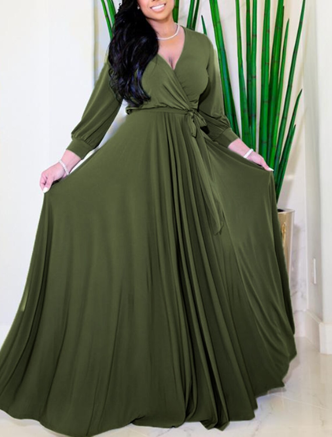 Women‘s Plus Size Curve Party Dress Solid Color V Neck Ruched Long Sleeve Winter Fall Elegant Prom Dress Maxi long Dress Formal Party Dress