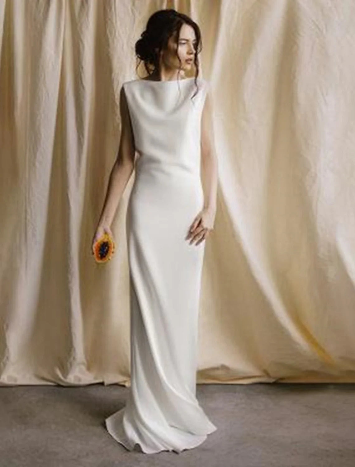 Reception Open Back Simple Wedding Dresses Sheath / Column Scoop Neck Sleeveless Sweep / Brush Train Satin Bridal Gowns With Solid Color Summer Wedding Party