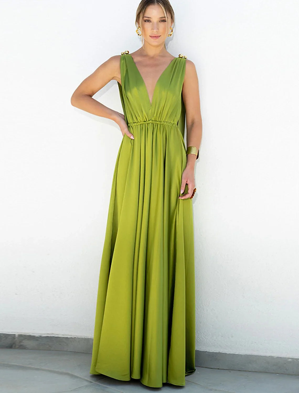 A-Line Party Dresses Elegant Dress Holiday Sweep / Brush Train Sleeveless V Neck Chiffon