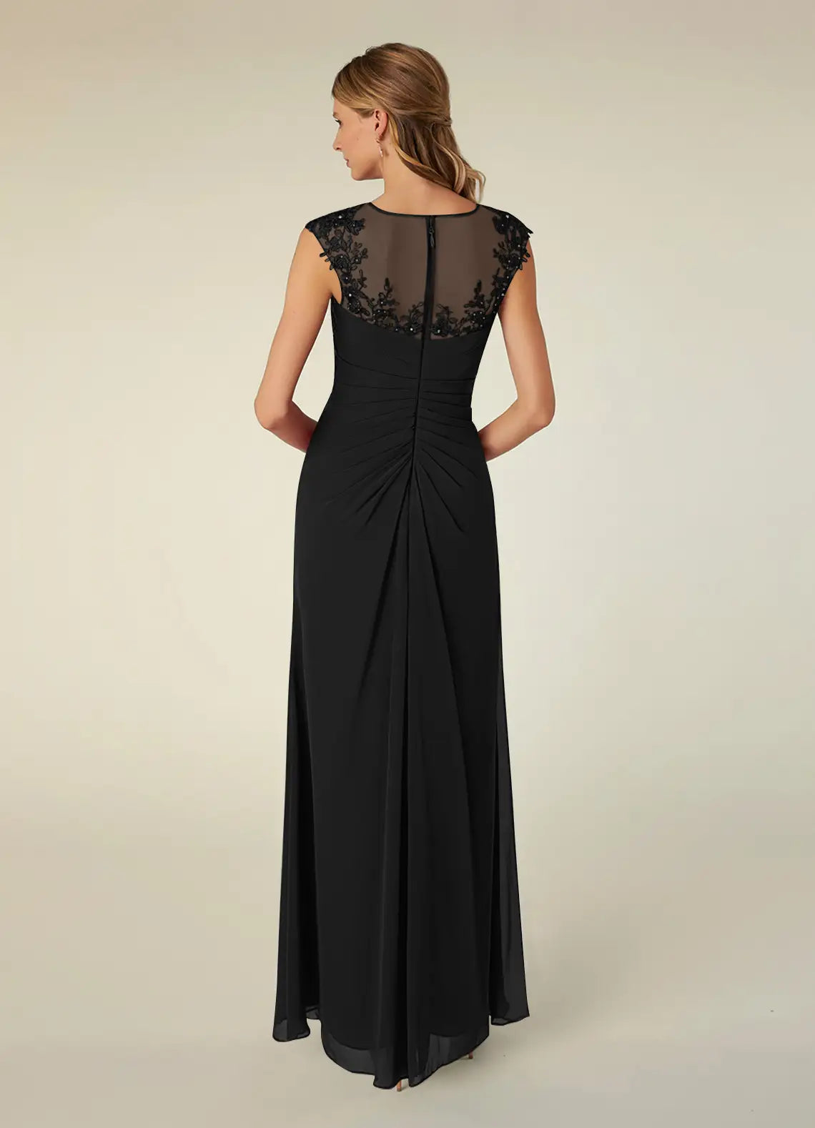 Dress Black A-Line Scoop Neck Sequins Chiffon Mother of the Groom Dresses Elegant Illusion Cap Sleeves Leg Slit Evening Dress