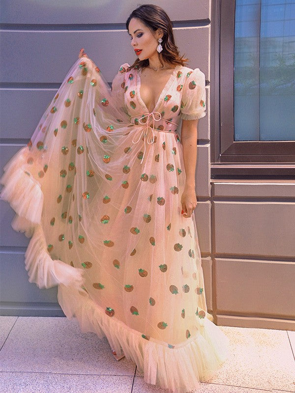 Tulle Ruffles V-neck Short Sleeves Floor-Length Dresses
