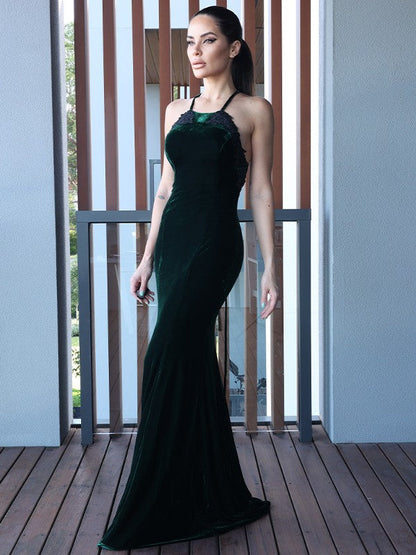 Applique Halter Sleeveless Sweep/Brush Train Dresses