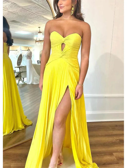 A-Line Prom Dresses Party Dress Prom Sweep / Brush Train Sleeveless Strapless Satin