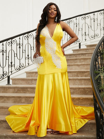 Woven Satin Applique V-neck Sleeveless Sweep/Brush Train Dresses