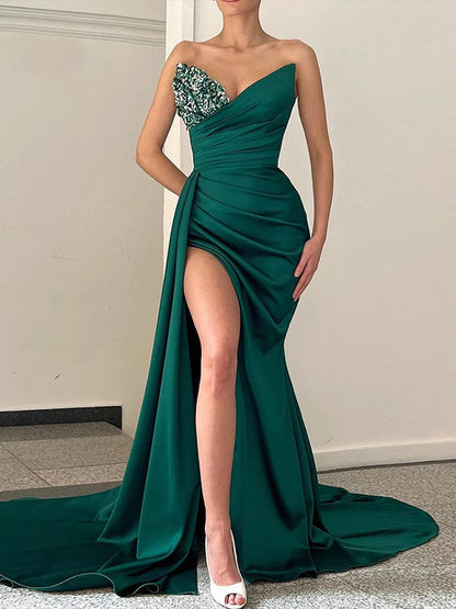 Satin Ruched Sweetheart Sleeveless Court Train Dresses
