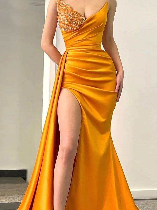 Satin Ruched Sweetheart Sleeveless Court Train Dresses