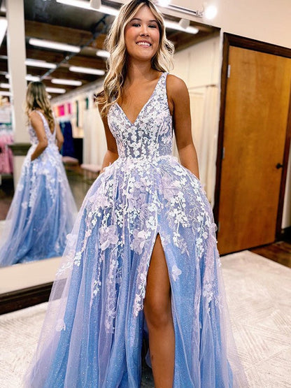 Tulle Applique V-neck Sleeveless Sweep/Brush Train Dresses