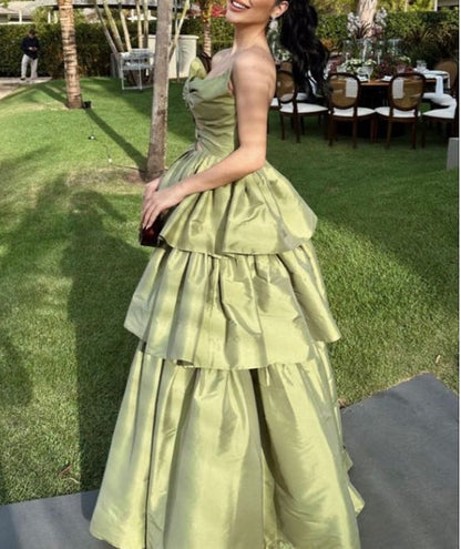 A-Line Strapless Multi Layer Backless Wedding Party Evening Dress