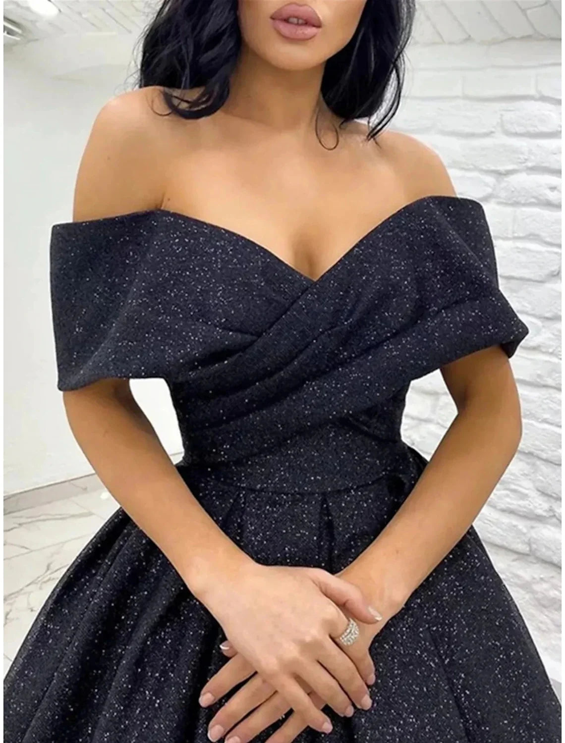 A-Line Prom Dresses Elegant Dress Black Tie Gala Sweep / Brush Train Short Sleeve Off Shoulder Sequined