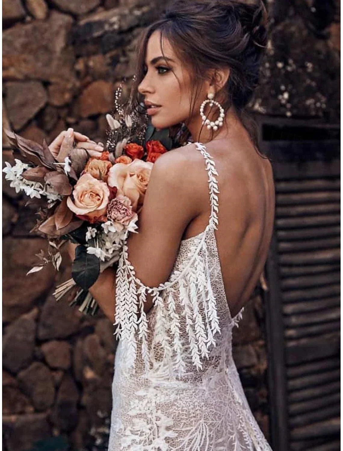 Boho Lace A‑Line Deep‑V Fringe Cold‑Shoulder Open‑Back Chapel‑Train Wedding Dress For Garden