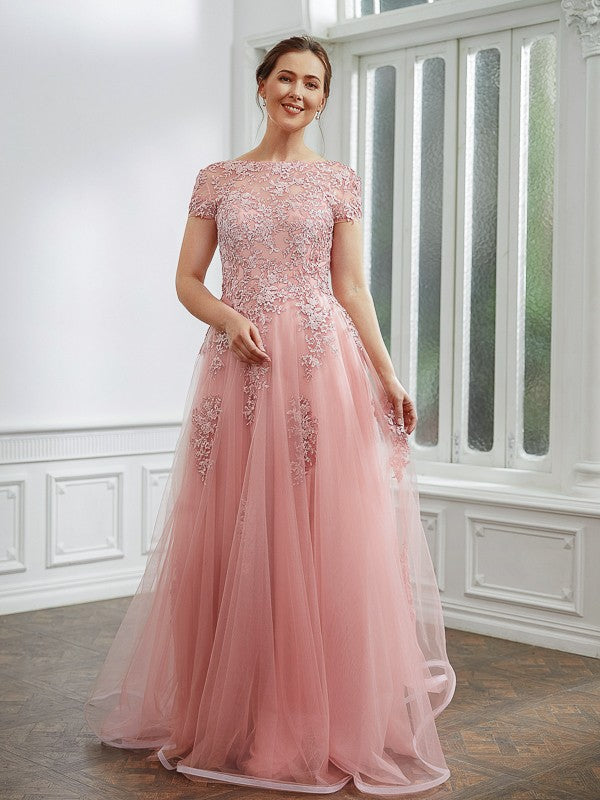 Tulle Applique Bateau Short Sleeves Floor-Length Dresses