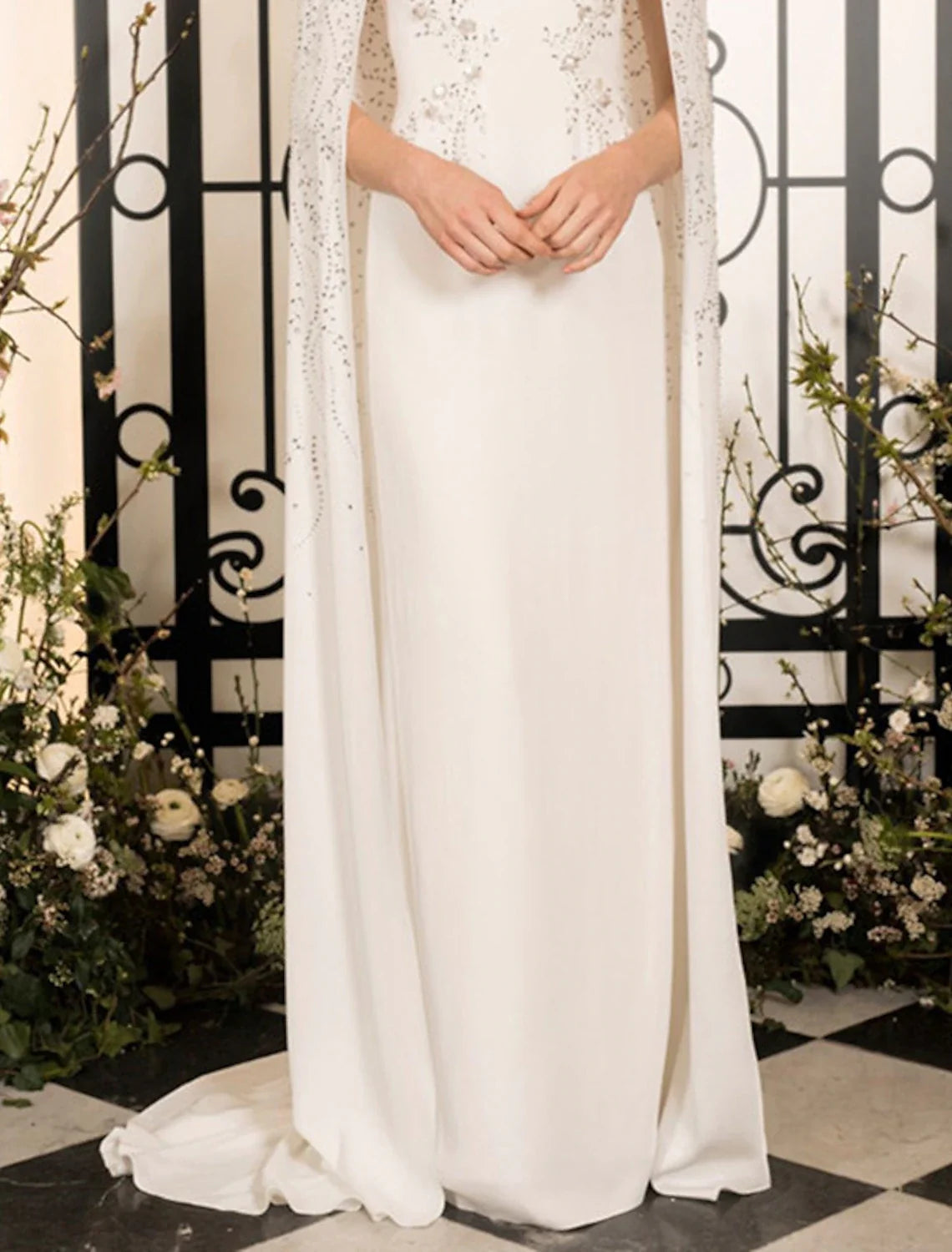 Sheath / Column Prom Gown Elegant Dress Wedding Guest Wedding Party Floor Length Sleeveless Jewel Neck Capes Stretch Chiffon